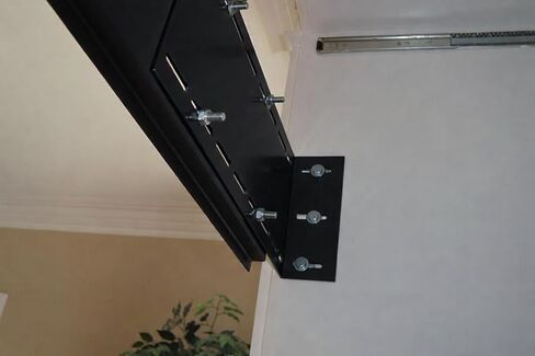 حامل تلفزيون Fireplace Nook - إصدار أسود - يناسب جميع أجهزة البلازما/LCD/LED أو المسطحة مقاس 32-80 بوصة in Kuwait