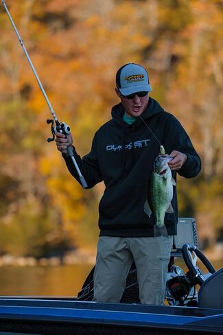 قضبان الصيد Duckett Fishing Ghost II للغزل والصب، خفيفة الوزن، ومتينة، وفائقة الحساسية in Kuwait