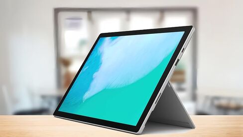 تابلت Microsoft Surface Pro 7، شاشة لمس 12.3 بوصة (2736 × 1824)، كور i5-1035G4، ذاكرة الوصول العشوائي 8 جيجابايت، 256 جيجابايت SSD، CAM، Windows 11 Pro (متجدد) in Kuwait