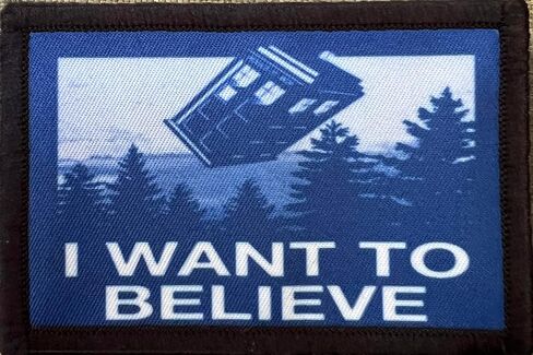Tardis I Want to Believe Morale Patch - صُنع في الولايات المتحدة الأمريكية! - مثالي لمعداتك التكتيكية أو حامل اللوحة أو غطاء المشغل أو حقيبة الظهر أو حقيبة الظهر. in Kuwait