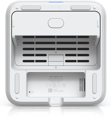 Ubiquiti NAS System UNAS-2 2 صينية مقاس 3.5 بوصة باللون الأبيض in Kuwait