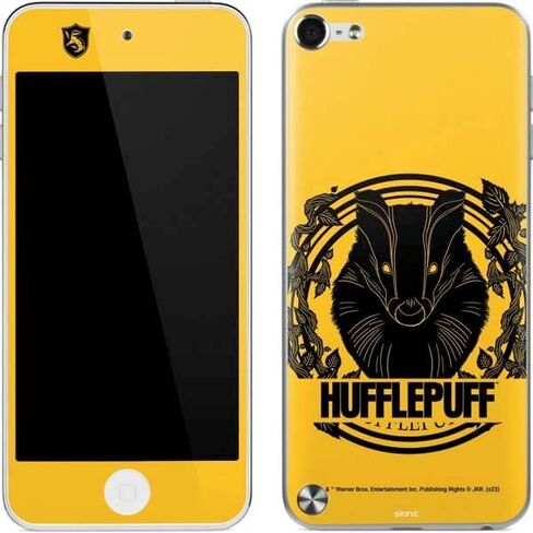 ملصق Skinit لمشغل MP3 متوافق مع iPod Touch (الجيل الخامس و2012) - تصميم توضيحي مرخص رسميًا من Warner Bros Hufflepuff in Kuwait