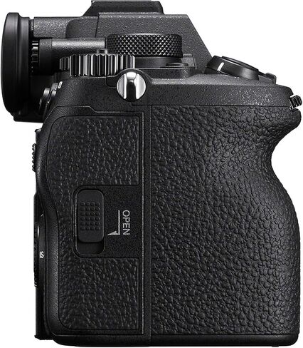 كاميرا Sony A7 V بدون مرآة مع عدسة 28-70 مم + ذاكرة 64 جيجابايت + قبضة تثبيت + حزمة برامج + المزيد (حزمة القيمة) (متجددة) in Kuwait