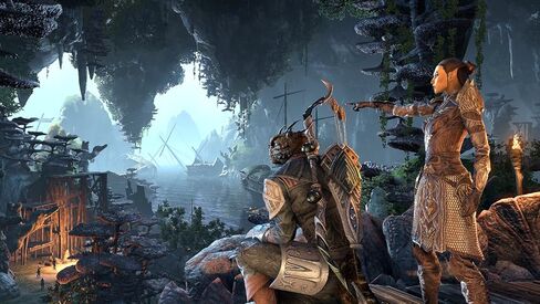 The Elder Scrolls Online: Summerset - إصدار جامعي لجهاز PlayStation 4 (متجدد) in Kuwait