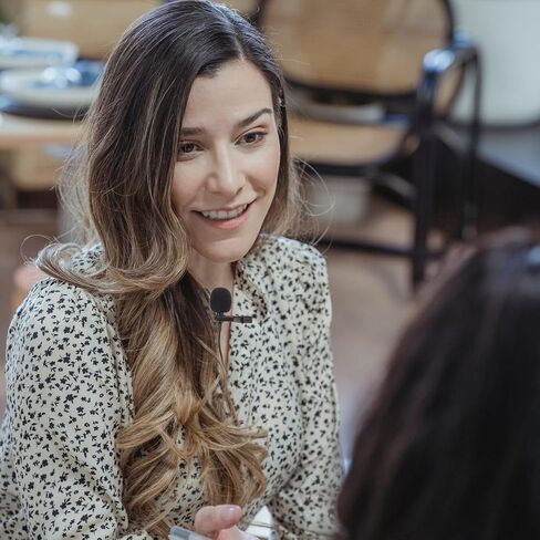 ميكروفون Homoyoyo Lavalier بمشبك عازل للضوضاء للمقابلات والبث المباشر، ميكروفون سلكي محمول متوافق مع الهاتف والكاميرا، أسود in Kuwait