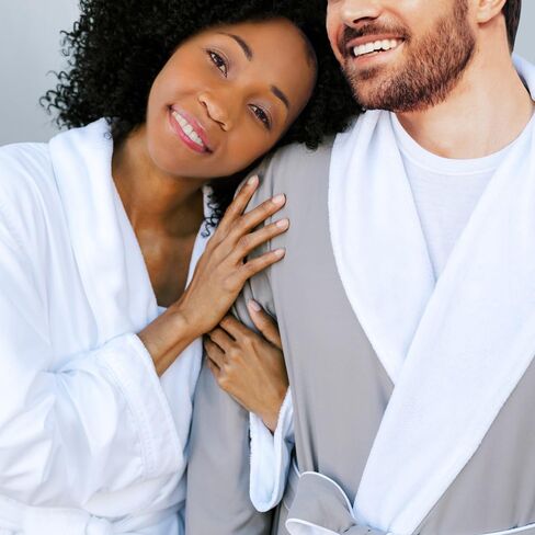 Jennifer Adams Luxury Plush Bathrobe, Unisex Ultra-Soft Quick-Drying Robe in Saudi Arabia