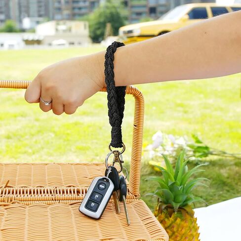 Boho Macrame الهاتف حزام المعصم الحبل الهاتف الخليوي مع حبل سلسلة سحر الهاتف حزام مع حزام عالمي حامل موصل التصحيح (أبيض وأسود) in Kuwait