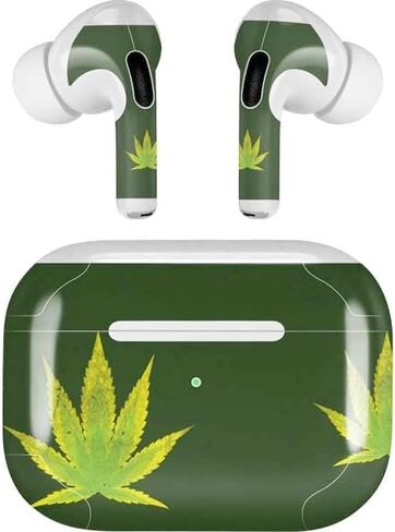 غلاف صوتي من Skinit متوافق مع AirPods Pro الجيل الثاني - تصميم علم Marijuana Rasta in Kuwait