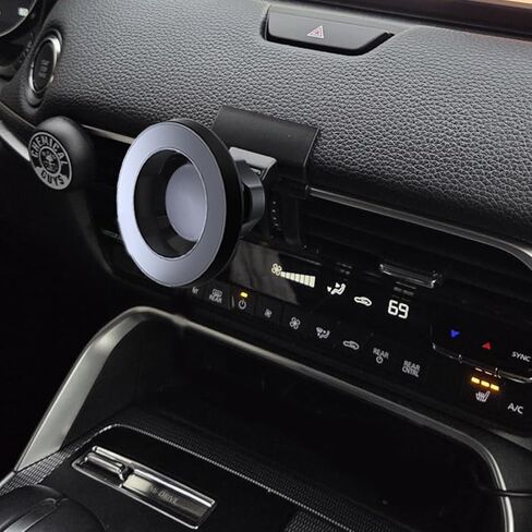 oricarmes car Phone Holder for Mazda CX-90 CX-70 2024-2026 Accessories Magnetic car Phone Mount for cx70 cx90 Phone Holder for cx70 cx90 Accessories in Kuwait