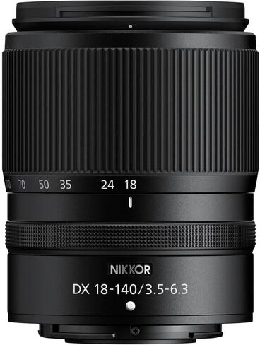 كاميرا Nikon Z50 II صغيرة الحجم خفيفة الوزن وغير مزودة بمرآة مع مجموعة عدسات مقاس 18-140 مم f/3.5-6.3 (NIZ5021814LK) + بطاقة ذاكرة سعة 64 جيجابايت + بطارية EN-EL25 + برنامج صور + عدسة مقربة مقاس 62 مم + المزيد in Kuwait