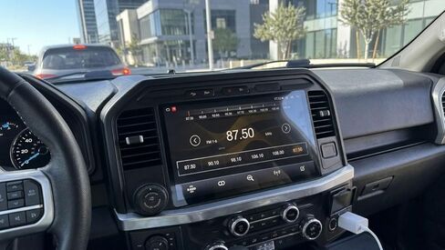 ستيريو سيارة 13.1 بوصة Android 14 لسيارة Ford F150 2015-2021، راديو سيارة 4 جيجابايت + 64 جيجابايت، Carplay لاسلكي وAndoird Auto، شاشة HD 1920 * 1200 2K، بلوتوث 5.0، ترقية وحدة رأس الملاحة GPS in Kuwait