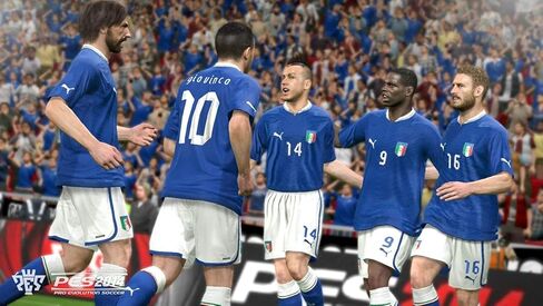 لعبة Pro Evolution Soccer 2014 - أجهزة إكس بوكس ​​360 (متجددة) in Kuwait