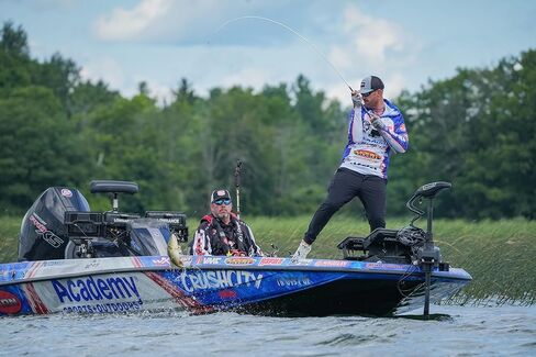 قضبان الصب Duckett Fishing Jacob Wheeler Signature 2.0، وقضبان الغزل والكرنك، مصممة من Pro Angler، خفيفة الوزن للغاية ومتوازنة، بطانيات متعددة المعامل تعمل باللمس in Kuwait