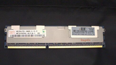Hynix HMT151R7BFR4C-H9 4GB 2RX4 PC3-10600R Used in Kuwait