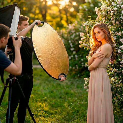 QWORK 32" (80cm) 5-in-1 Collapsible Light Reflector & Diffuser - Translucent, Silver, Gold, White, Black, Multi Disc Photography Reflector for Studio Outdoor Photography in Kuwait