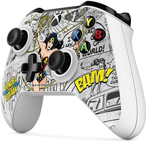 ملصق Skinit المخصص للألعاب متوافق مع وحدة تحكم Xbox One S - تصميم مرخص رسميًا من Warner Bros Wonder Woman Comic in Kuwait