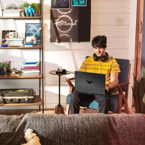 كمبيوتر محمول HP Victus مقاس 15.6 بوصة FHD 144 هرتز للألعاب، Intel Core i5-13420H، ذاكرة الوصول العشوائي 8 جيجابايت، 512 جيجابايت SSD، NVIDIA GeForce RTX 3050، Windows 11 Home، Copilot AI، لوحة مفاتيح بإضاءة خلفية، ميكا فضي، 15-fa2013dx (متجدد) in Kuwait