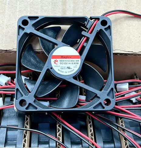 ME60151V3-000C-A99 60x60x15 مللي متر تيار مستمر 12 فولت 0.9 واط 6015 6 سنتيمتر 2-سلك الإرتفاع المغناطيسي تحمل مروحة التبريد in Kuwait