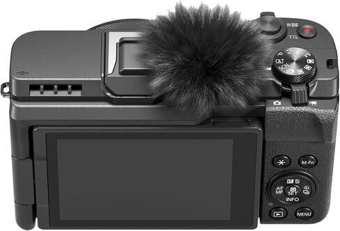 Canon PowerShot V1، كاميرا هجينة، عدسة تكبير بزاوية فائقة الاتساع، فيديو 4K، تسجيل فيديو، بث مباشر، إنشاء محتوى، تصميم مضغوط (متجدد) in Kuwait