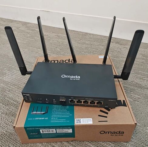 بوابة Omada 4G+ Cat6 AX3000 Wi-Fi 6 Gigabit VPN مع 4 منافذ PoE+(ER706WP-4G) in Kuwait