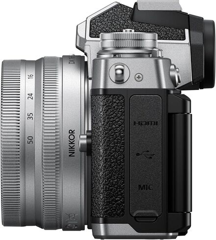 كاميرا Nikon Zfc مع عدسة مقاس 16-50 مم، حزمة فضية اللون بدقة 4K بدون مرآة بتنسيق DX مع حقيبة كاميرا + طقم تنظيف + حامل ثلاثي القوائم مرن لمدونات الفيديو + بطاقة ذاكرة سعة 64 جيجابايت + المزيد in Kuwait