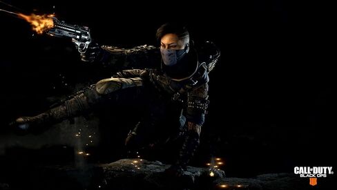 Call of Duty Black Ops 4 - الإصدار القياسي - [PlayStation 4] in Kuwait