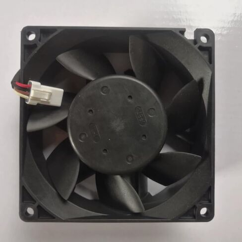 3615RL-04W-B46 تيار مستمر 12 فولت 1.50 أمبير 90x90x38 ملم مروحة تبريد عاكسة بأربعة أسلاك in Kuwait