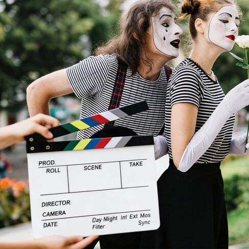 لوح تصفيق من فيلم الأكريليك مع قلمين مائيين قابلين للمسح، وألواح مشهد لوح تصفيق لمخرجي الأفلام لتصوير الأفلام وتصوير الفيديو ومعدات المسرح in Kuwait
