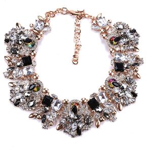 كريستال حجر الراين بيان قلادة-خمر سلسلة مكتنزة المختنق طوق مريلة بيان قلادة الأزياء والمجوهرات القلائد للنساء in Kuwait