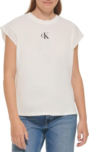 تي شيرت نسائي قصير الأكمام بشعار Minimal من Calvin Klein in Saudi Arabia