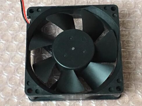 DC24V 0.23A 2-سلك 80x80x25mm 8cm مروحة التبريد العاكس D08A-24TS2 07K in Kuwait
