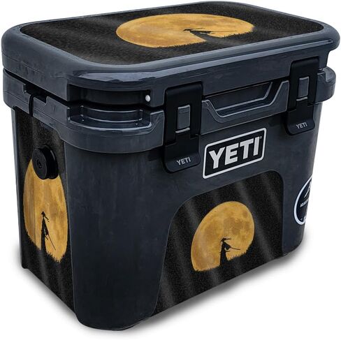 غلاف لامع لامع متوافق مع مبرد Yeti Roadie 15 الصلب - Samurai - غطاء لاصق واقٍ من الفينيل 3M ممتاز - سهل الاستخدام | صُنع في الولايات المتحدة الأمريكية بواسطة MightySkins in Kuwait