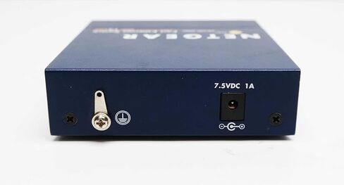 NETGEAR ProSafe FS105 5-port 10/100Base-TX Desktop Slimline Switch FS105NA in Kuwait