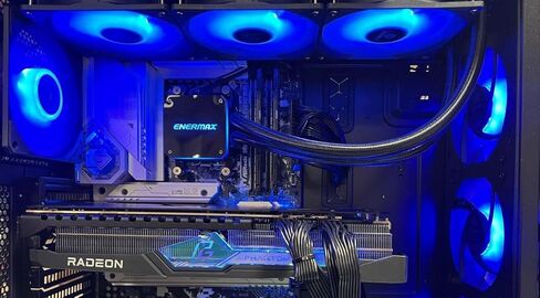 كمبيوتر الألعاب من سلسلة Reaper - AMD Ryzen 7 9800X3D، Radeon RX 7900 XTX 24G، ذاكرة DDR5 سعة 32 جيجابايت بسرعة 6000 ميجاهرتز، محرك أقراص NVME M.2 SSD بسعة 2 تيرابايت، مبرد سائل AIO مقاس 360 مم، مراوح ARGB، WiFi/AC، حافظة سوداء TD500، نظام التشغيل Windows in Kuwait
