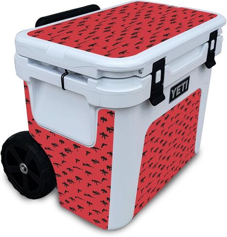 غلاف مبرد متوافق مع مبرد Yeti Roadie 32 ذو العجلات - البنادق - غطاء لاصق واقي من الفينيل الفاخر 3M - سهل الاستخدام | صُنع في الولايات المتحدة الأمريكية بواسطة MightySkins in Kuwait