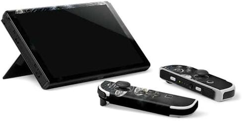 غلاف Skinit المخصص للألعاب متوافق مع Nintendo Switch OLED (2021) - مراحل الغراب والقمر من تصميم سارة ريختر in Kuwait