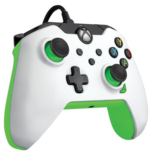 وحدة تحكم ألعاب Xbox سلكية PDP: لوحة ألعاب مرخصة لأجهزة Xbox Series X|S وXbox One وأجهزة الكمبيوتر التي تعمل بنظام Windows - عناصر التحكم في الصوت، وكابل بطول 8 أقدام، ومقبس صوت 3.5 ملم، وأزرار ومشغلات قابلة للتعيين، وتطبيق مصاحب - أبيض/أخضر (متجدد) in Kuwait