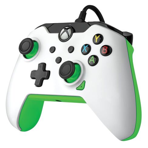 وحدة تحكم ألعاب Xbox سلكية PDP: لوحة ألعاب مرخصة لأجهزة Xbox Series X|S وXbox One وأجهزة الكمبيوتر التي تعمل بنظام Windows - عناصر التحكم في الصوت، وكابل بطول 8 أقدام، ومقبس صوت 3.5 ملم، وأزرار ومشغلات قابلة للتعيين، وتطبيق مصاحب - أبيض/أخضر (متجدد) in Kuwait