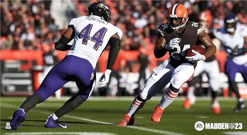 مادن NFL 23 - لجهاز بلاي ستيشن 5 in Kuwait