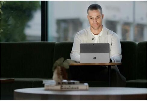 تابلت Microsoft Surface Pro 10 Business، شاشة لمس PixelSense 13 بوصة 2880x1920، Intel Core Ultra 5 (12-Core)، ذاكرة الوصول العشوائي 16 جيجابايت، 256 جيجابايت SSD، Windows 11 Pro، WiFi 6E، بطارية 19 ساعة، بلاتينيوم (متجدد) in Kuwait