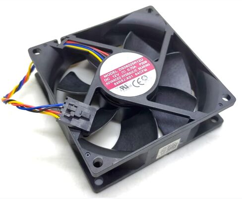 DS08025R12U DC12V 0.70A 80X80X25mm مروحة تبريد 4 أسلاك 8025 مم in Kuwait