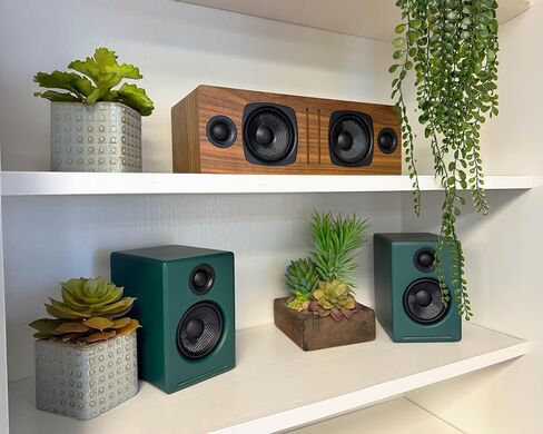 مكبرات صوت Audioengine A2 ذات إصدار محدود باللون الأخضر غير اللامع مع حوامل معدنية خضراء DS1M للموسيقى والألعاب والأفلام والاستوديوهات والمساكن وغرف النوم والمكاتب in Kuwait