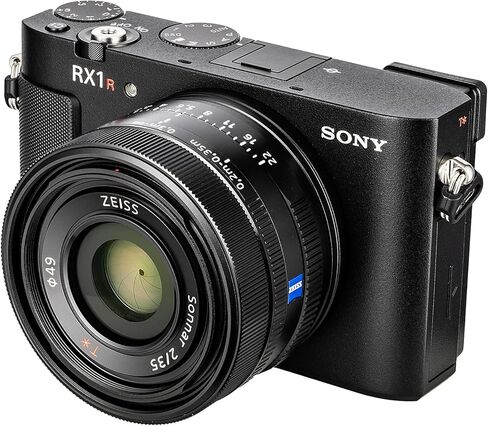 Sony RX1R III Compact Digital Camera (DSCRX1RM3) Pro-Grade Lightweight Travel & Street Camera + 2 X 64GB Memory Card + Photo Software + NP-FW50 Battery + More in Kuwait