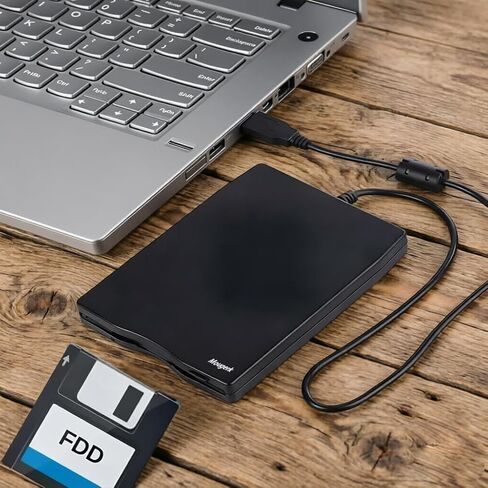 محرك أقراص مرن USB من موجيرك، محرك أقراص مرنة خارجي USB مقاس 3.5 بوصة، سعة 1.44 ميجابايت FDD، توصيل وتشغيل محرك USB محمول لأجهزة الكمبيوتر المحمولة وأجهزة الكمبيوتر المحمولة (أسود) in Kuwait
