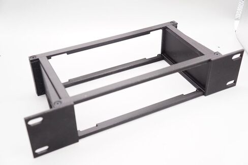 Rack Mount Bracket 9,5 Zoll for Focusrite 4i4 Scarlett USB Audio 3rd Gen 9.5" in Kuwait