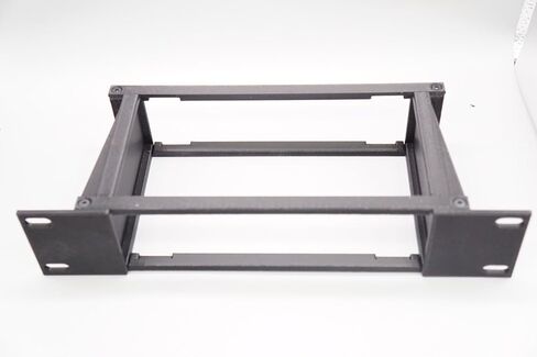 Rack Mount Bracket 9,5 Zoll for Focusrite 4i4 Scarlett USB Audio 3rd Gen 9.5" in Kuwait