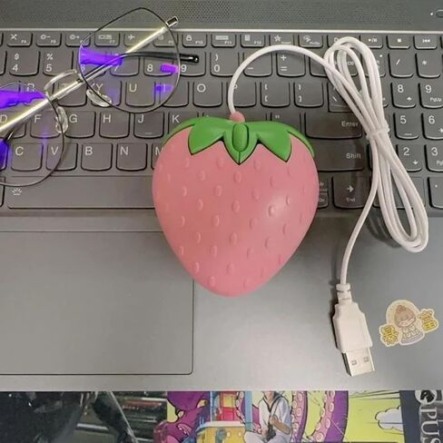 ماوس سلكي بالفراولة الوردية USB فأرة كمبيوتر بصرية ماوس ألعاب لطيف للفتيات والنساء والكمبيوتر المحمول والكمبيوتر المكتبي in Kuwait
