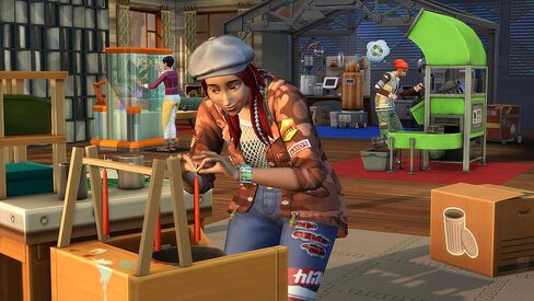 The Sims 4 Plus Eco Lifestyle Bundle - PlayStation 4 (Renewed) in Kuwait