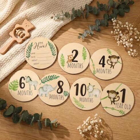 7 Pcs Baby Monthly Milestone Cards Sign, Double Sided Milestone Signs Birth Announcement Sign for Newborn Baby 1-12 Months Photos in Kuwait