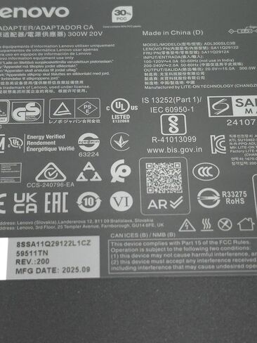 محول تيار متردد 300 واط من لينوفو لجهاز Legion 7 7i 5i 5Pro Thinkpad R7000P R9000P ADL300SDC3A ADL300SLC3B، SA11029122، 5A11Q29124. in Kuwait